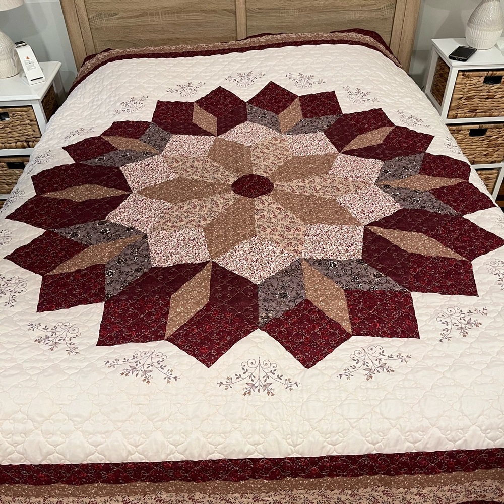 Quilt, reversible, queen size
